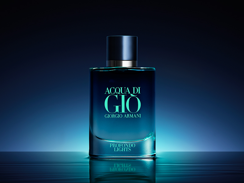 اعكس حبك للمغامرة هذا الصيف مع عطر PROFONDO LIGHTS ACQUA DI GIÒ من جورجيو أرماني